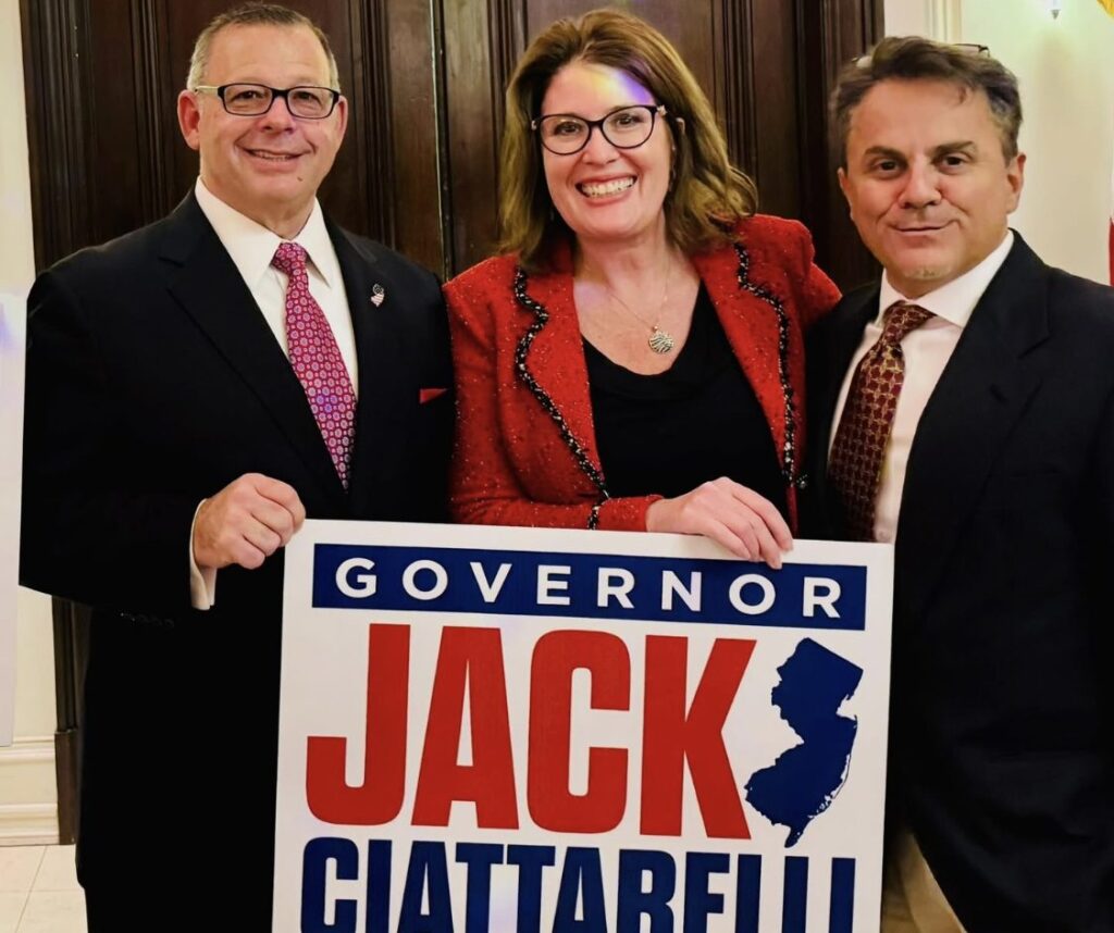 Alpine councilman switches to GOP, endorses Ciattarelli Alpine councilman switches to GOP, endorses Ciattarelli