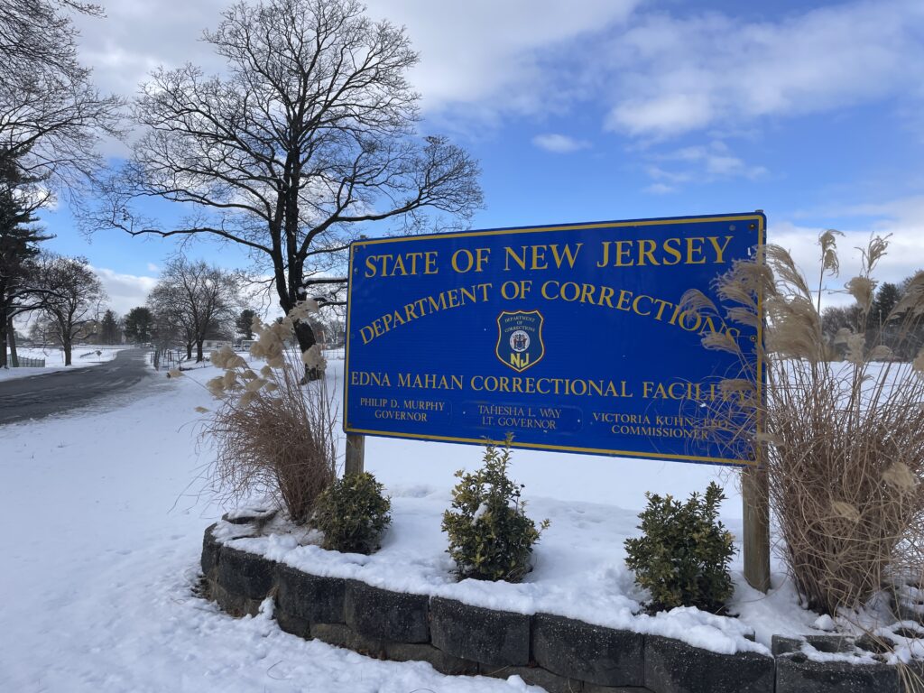 NJ lawmakers advance bill to expand protections for incarcerated women NJ lawmakers advance bill to expand protections for incarcerated women