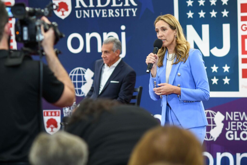 N.J. Governor's race tied, conservative pollster says