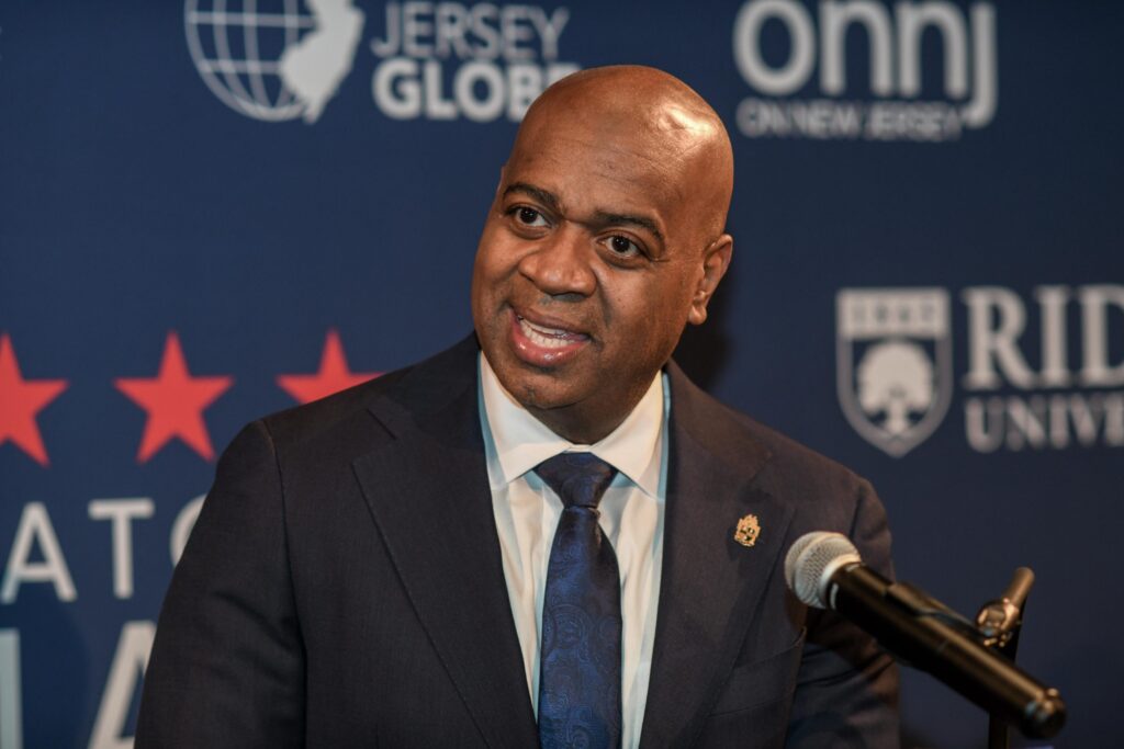 Baraka backs Solomon in Jersey City