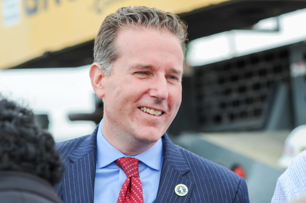 Brendan Gill picks up endorsement from Hotel & Gaming Trades Council