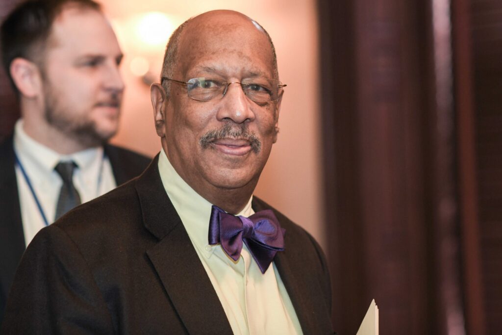 Johnson says he’ll run for re-election Johnson says he’ll run for re-election