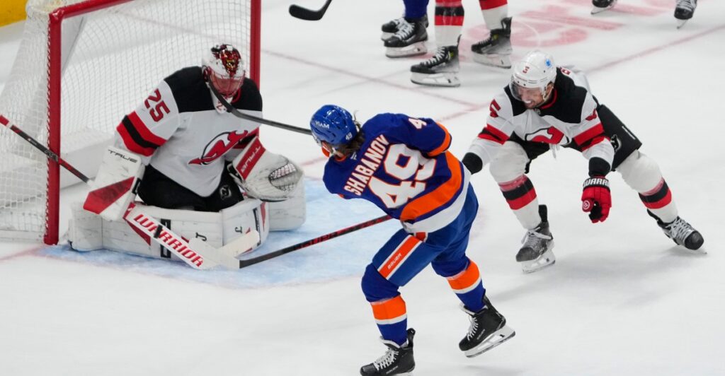 Late Goal, Inept Offense Doom Devils In 2-1 Loss To Islanders