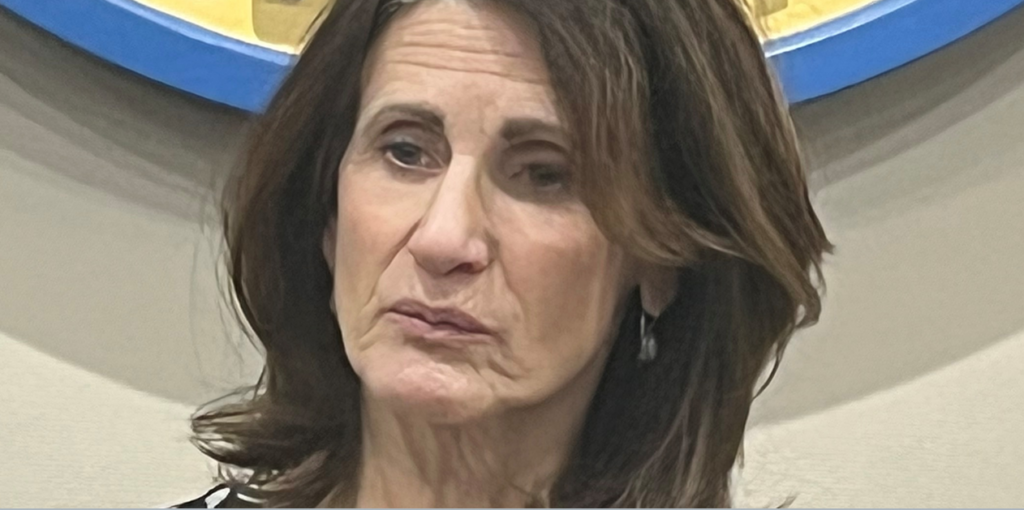 Now Hernandez Handles the Gavel