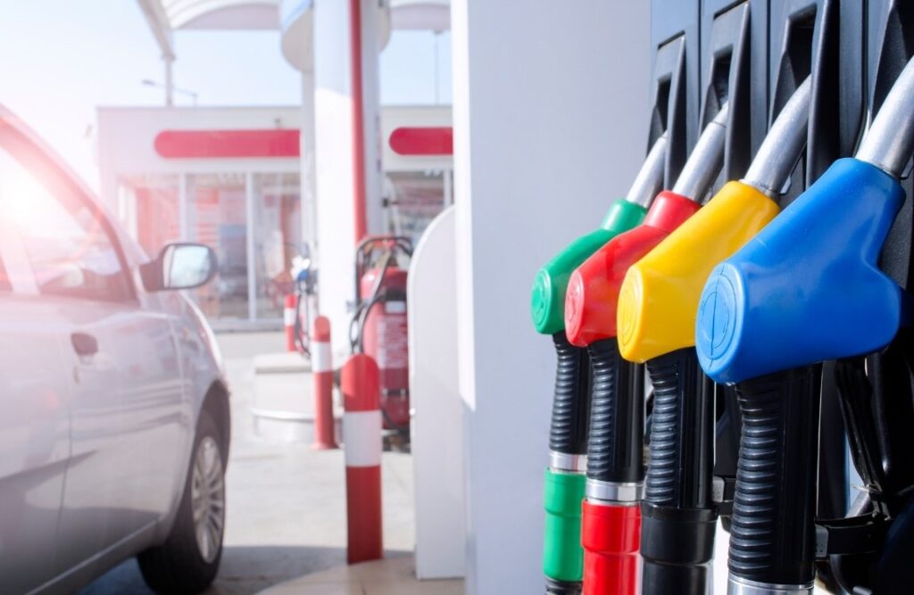 AAA reports national average gasoline price eased after record-setting September; price in N.J. slid 6 cents
