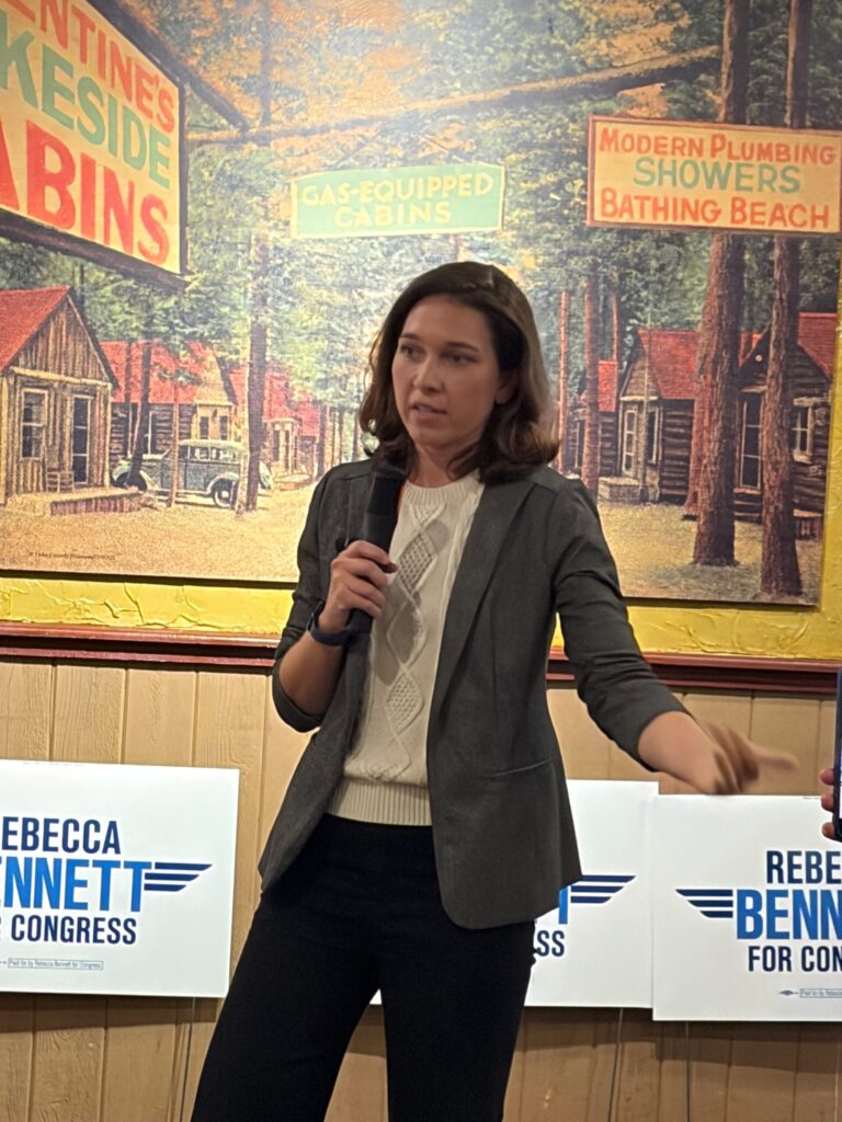 Bennett Undertaking ‘DeckPlate Leadership Tour’ in CD-7 Bennett Undertaking 'DeckPlate Leadership Tour' in CD-7