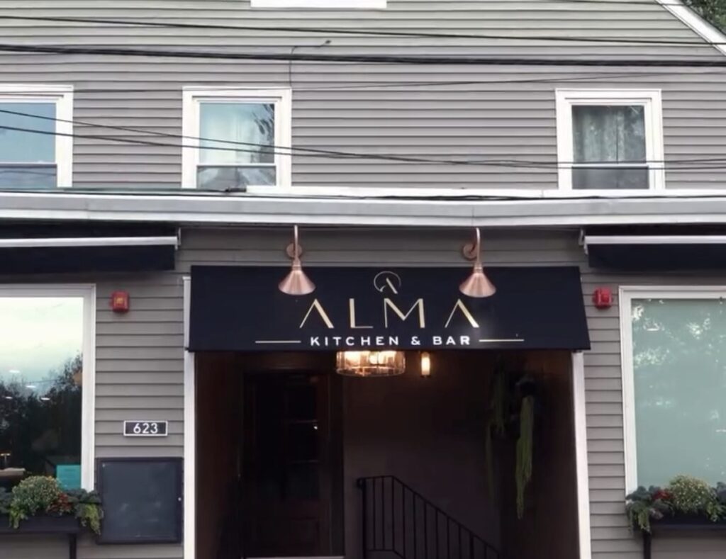 New American Restaurant and Cocktail Bar Opens in Rockland – Boozy Burbs