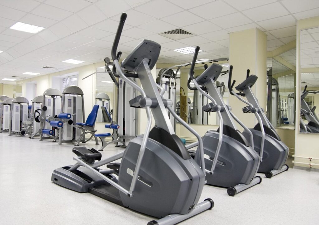 A state audit found newark public schools spent roughly $566,000 on an employee gym and trainer that averaged just seven users a day.