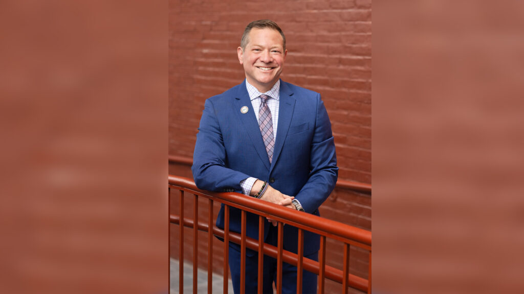 Op-Ed: Collaboration needed in effort to rein school health insurance costs