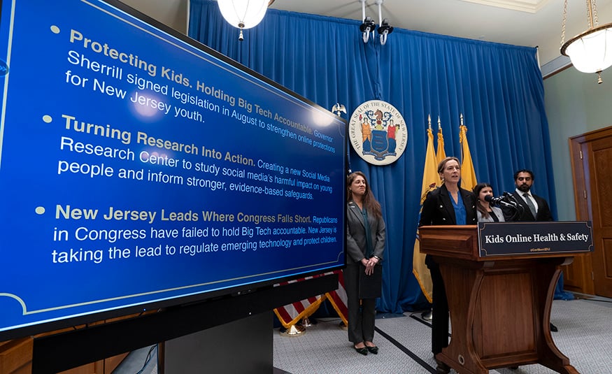 Rutgers to host NJ social media research center backed by $500K grant Social Media Research Center